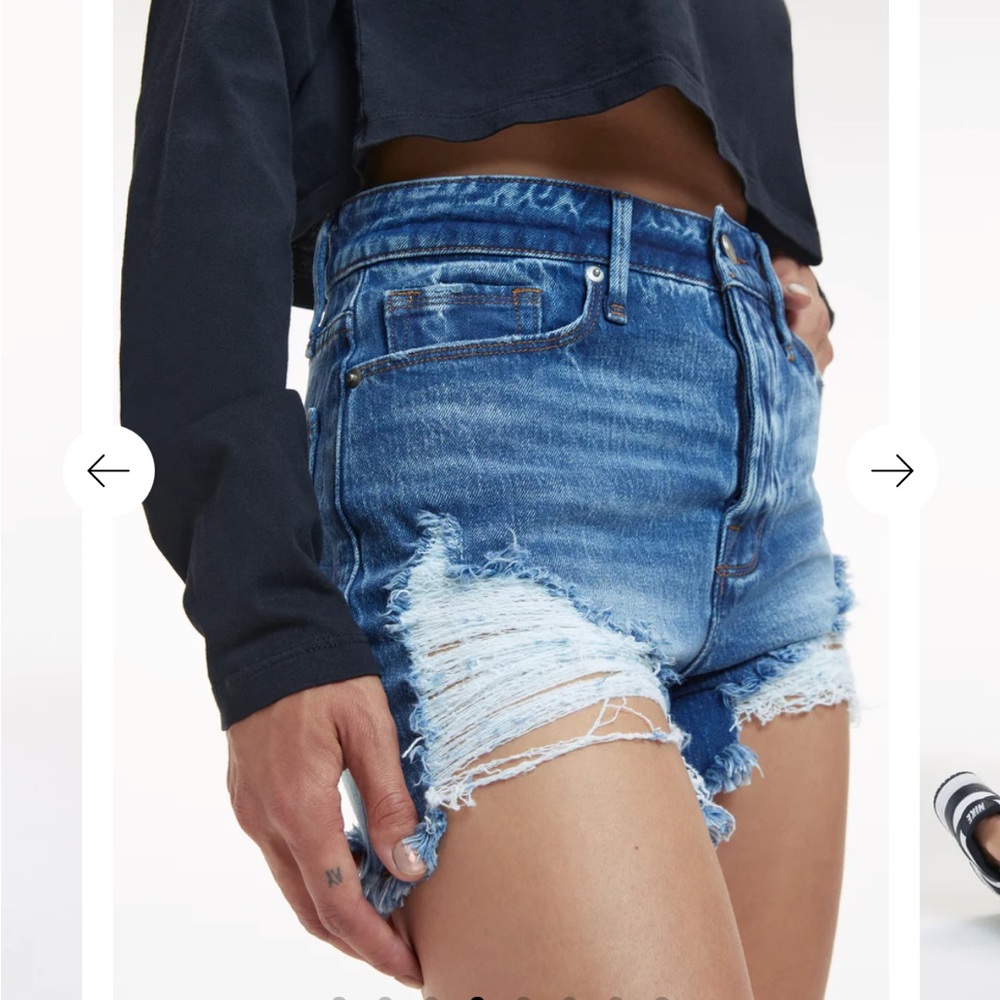 GOOD AMERICAN Bombshell short - size 14